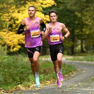 Zatím posledním závodem byl Třeboňský půlmaraton. Teď jsme s týmem @fenixsport_bk absolvovali šestidenní soustředění a již...